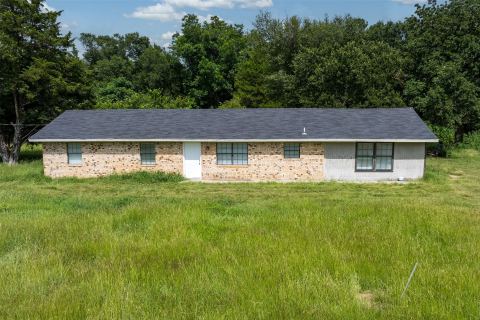 115 Fcr 969, Wortham, TX 76693 — photo 2