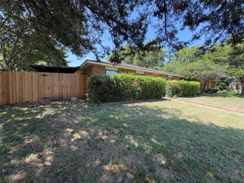 7222 Hedge Drive, Dallas, TX 75249 — photo 2