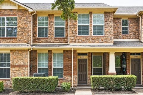 2219 Glacier Park Lane, Grand Prairie