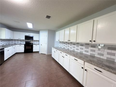 2032 Cap Rock Lane, Grand Prairie, TX 75052 — photo 3