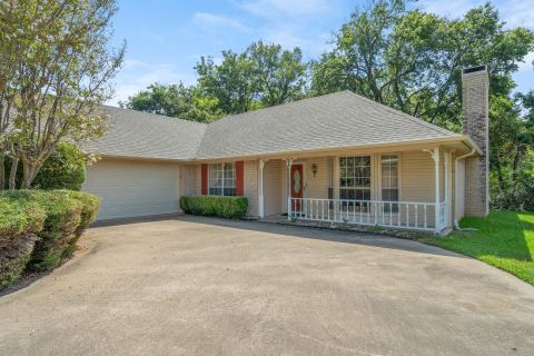 329 Jamie Way, Greenville, TX 75402 — photo 3