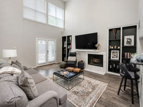 3906 Buena Vista Street 18, Dallas, TX 75204 — photo 2
