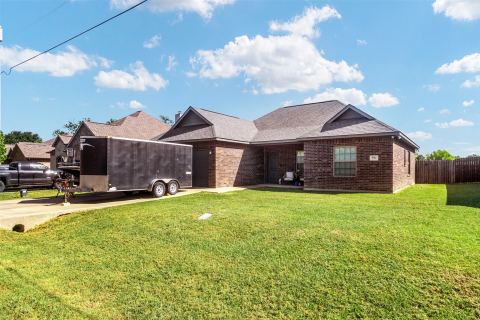 591 E Eubank Street, Mabank, TX 75147 — photo 3