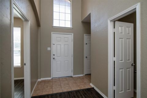 5140 Meandering Creek Court, Fort Worth, TX 76179 — photo 2