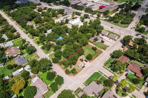 1715 Francis Street, Carrollton