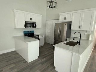 4907 Rollingwood Court, Garland, TX 75043 — photo 2