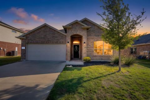 1203 Tiburon Trail, Cleburne