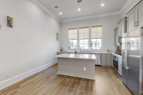 638 Dalton Lane 802, Irving, TX 75039 — photo 2