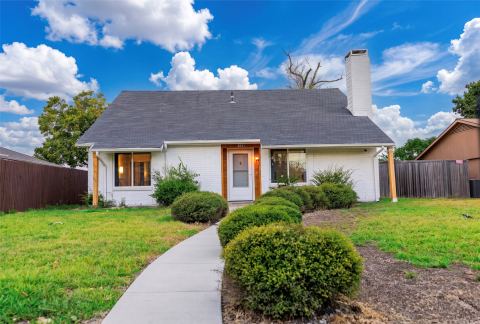 2821 Lancer Lane, Garland