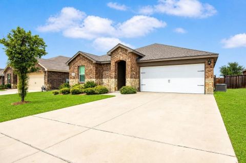 3002 Shetland Street, Forney, TX 75126 — photo 2