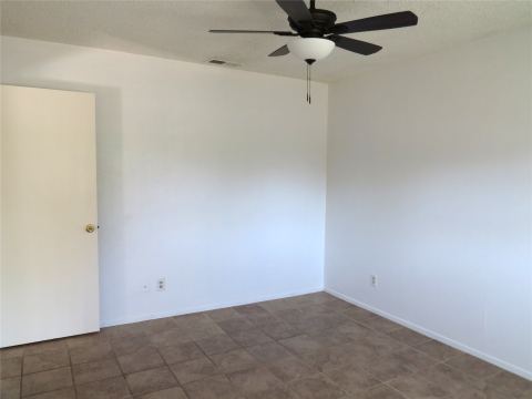 2500 Bowling Green Street A, Denton, TX 76201 — photo 2