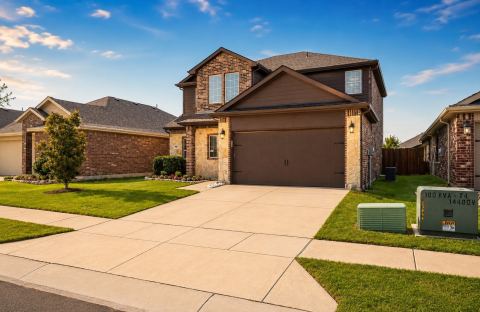 907 Amber Street, Princeton, TX 75407 — photo 2
