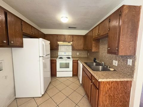 811 W Walnut Street A103, Celina, TX 75009 — photo 2