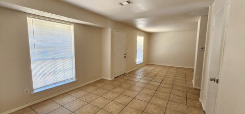 7205 Merry Lane, Fort Worth, TX 76112 — photo 3