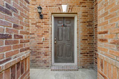 5946 Harbor Glen Drive, Dallas, TX 75249 — photo 3
