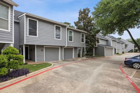 9222 Church Road 108, Dallas, TX 75231 — photo 2