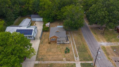 905 N Frances Street, Terrell, TX 75160 — photo 2