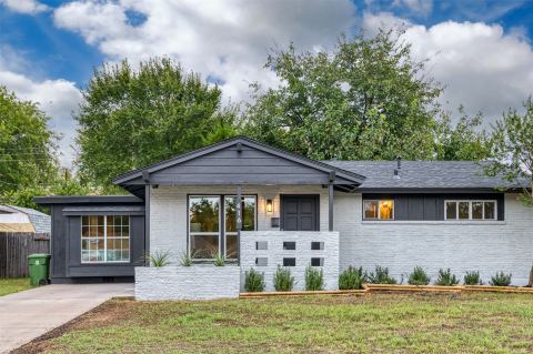 416 Myrtle Drive, Hurst, TX 76053 — photo 3