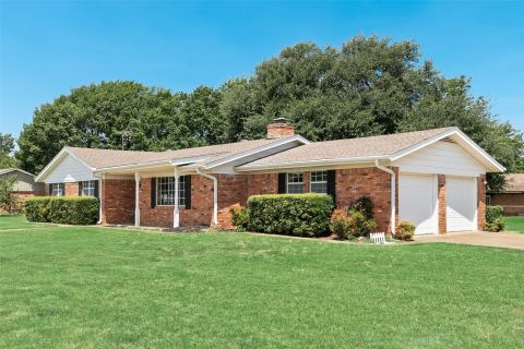 520 Pecan Street, Crowley, TX 76036 — photo 2