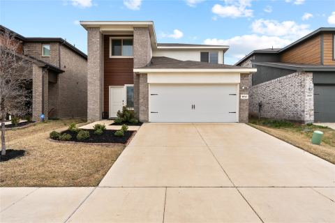 1041 Old Oaks Drive, Forney