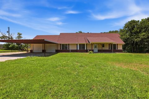 4298 Knob Road, Springtown, TX 76082 — photo 2
