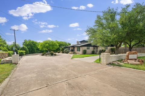 801 NW 7th Avenue, Mineral Wells, TX 76067 — photo 2