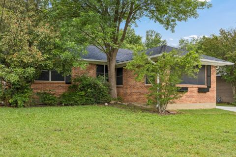 636 Kessler Boulevard, Sherman, TX 75092 — photo 2