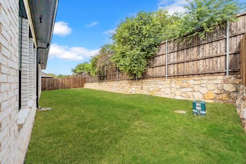 6421 ST GEORGE Court, North Richland Hills, TX 76180 — photo 3
