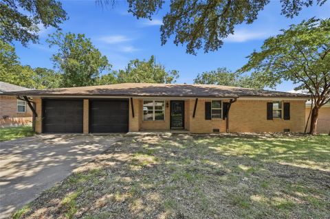 1303 Lafayette Drive, Denison, TX 75020 — photo 2