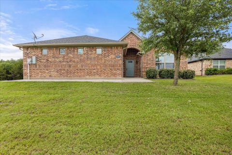 2507 Santiago Drive, Granbury, TX 76048 — photo 2