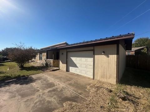 808 Flamingo Road, Granbury, TX 76049 — photo 2