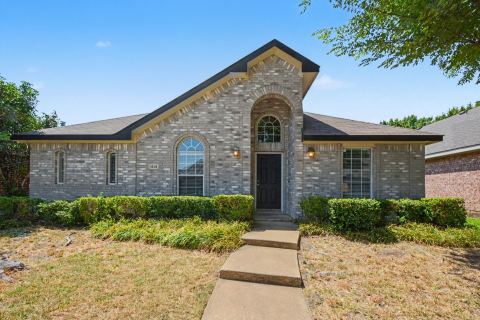 1614 Woodhaven Court, Allen, TX 75002 — photo 3