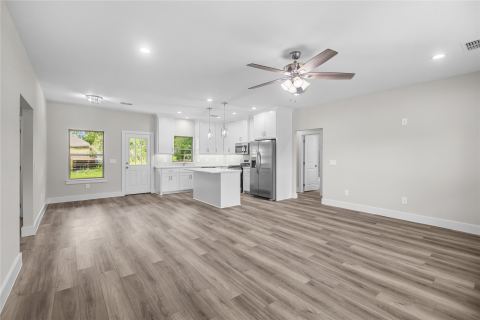 106 N Lackey Street, Tom Bean, TX 75489 — photo 3