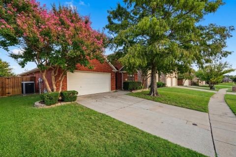 3705 Palmetto Court, Denton, TX 76210 — photo 2