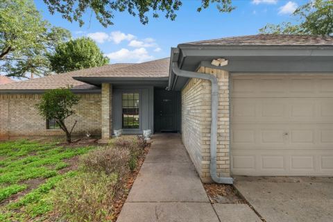 208 Pecan Drive, Westworth Village, TX 76114 — photo 2