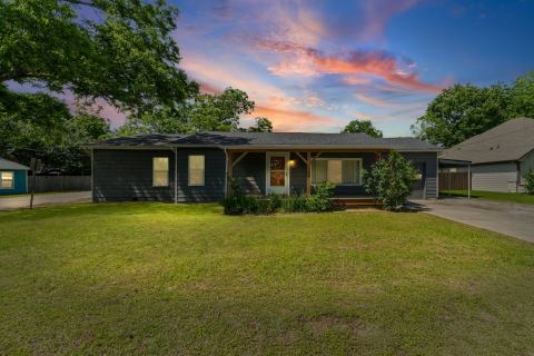 506 Pendleton Street, Farmersville