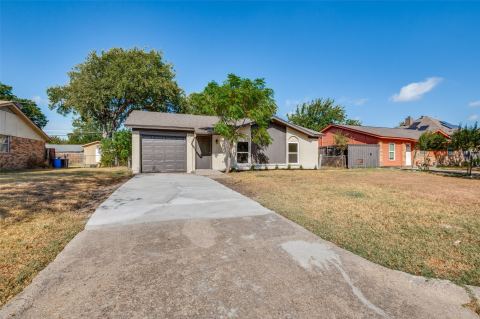 1617 Avenue A, Grand Prairie, TX 75051 — photo 2