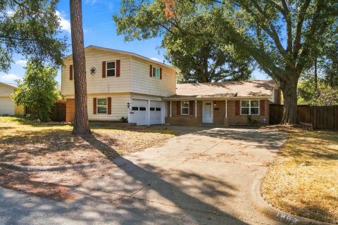 1802 Tulip Drive, Arlington, TX 76013 — photo 3