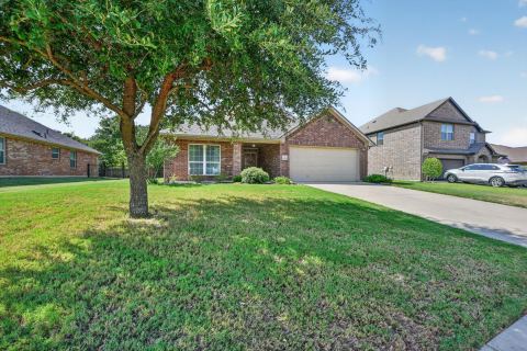 1026 Saint Andrews Drive, Burleson, TX 76028 — photo 2