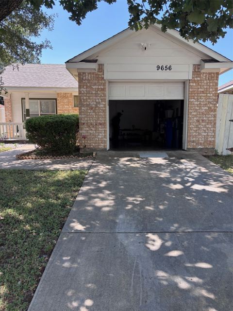 9656 Stonewood Drive, Dallas, TX 75227 — photo 2