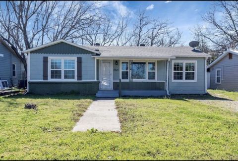 8521 Pemberton Court, White Settlement