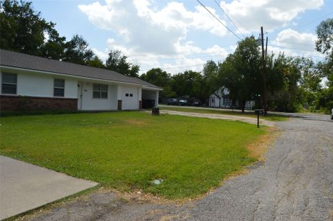 3321 Eastland Avenue, Greenville, TX 75402 — photo 3