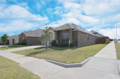 14853 Holster Trail, Fort Worth, TX 76052 — photo 2