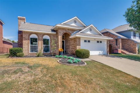 1562 Shalfont Lane, Garland, TX 75040 — photo 2