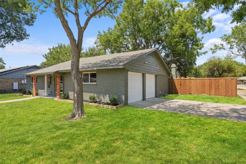 2122 Lemart Street, Grand Prairie, TX 75051 — photo 2