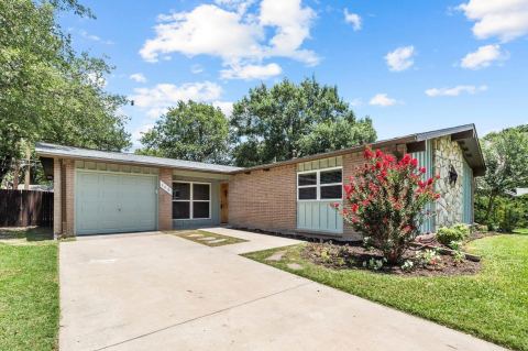 806 Greenhaven Drive, Richardson, TX 75080 — photo 2