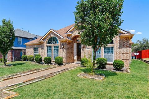 1837 Lakeview Drive, DeSoto, TX 75115 — photo 2
