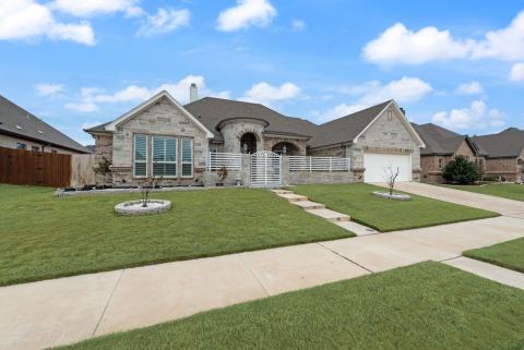 1424 Silent Springs Drive, Fort Worth, TX 76052 — photo 2