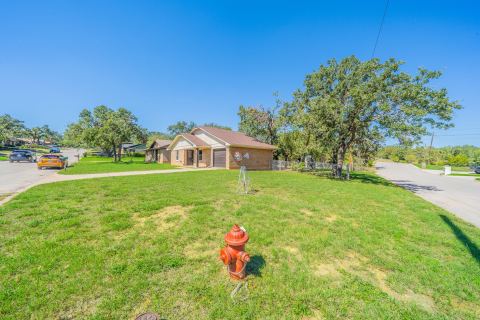 5211 Laurie Drive, Mineral Wells, TX 76067 — photo 2