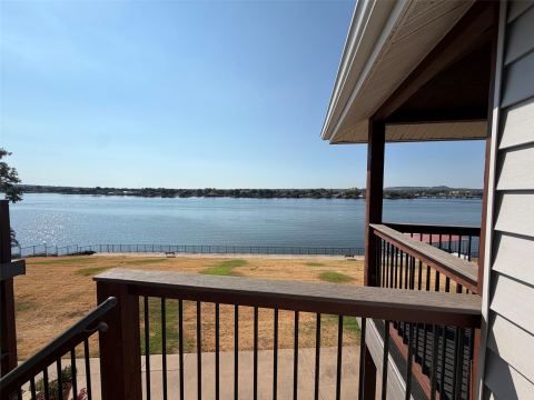 105 W Doyle #20 Street, Granbury